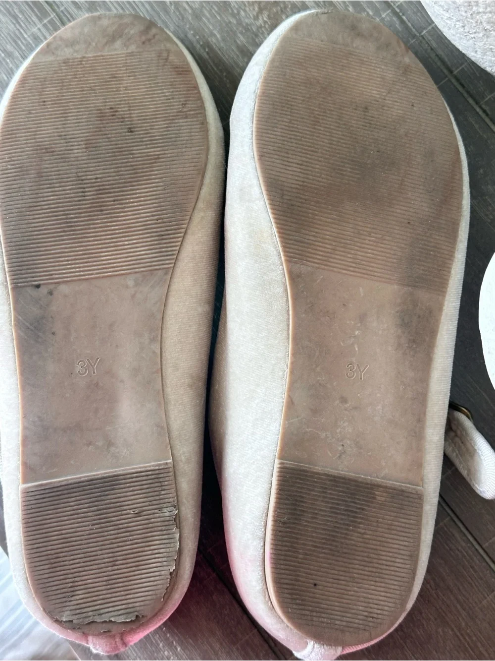 Joyfolie Girls' Mary Jane Shoes in Gray and Cream